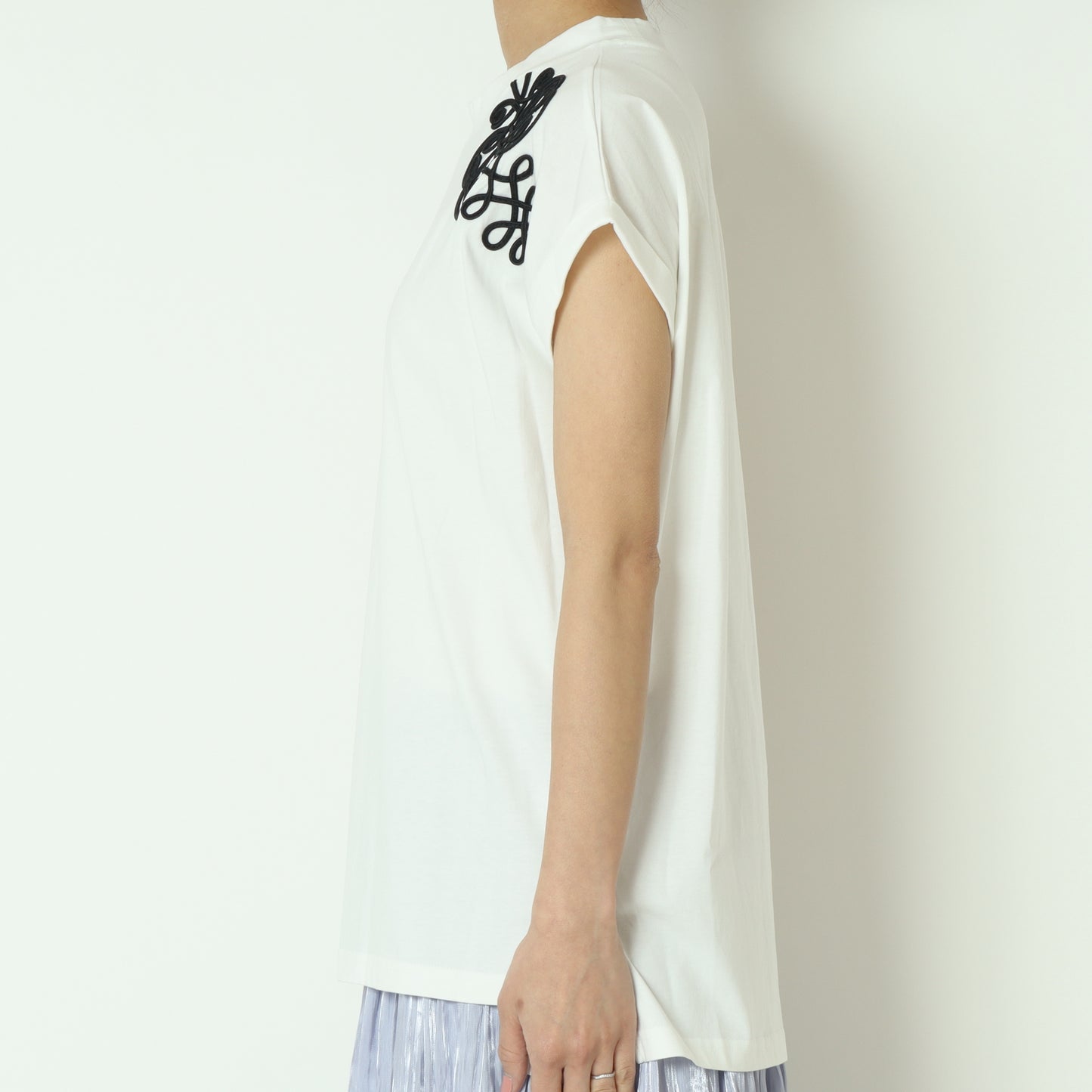 コードエンブロイダリーTシャツ　MGCT-25060-S