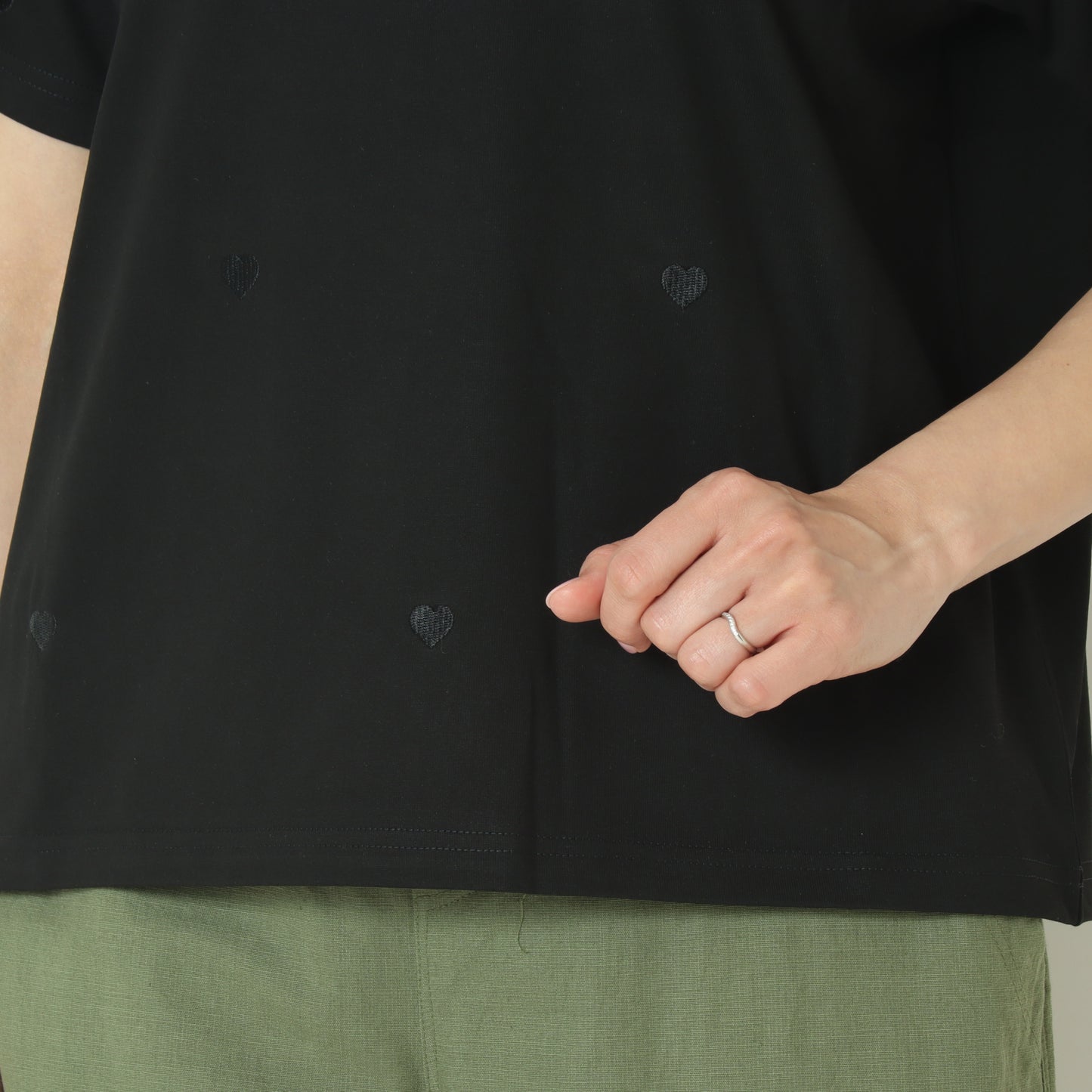 ハート刺繍Tシャツ  733230