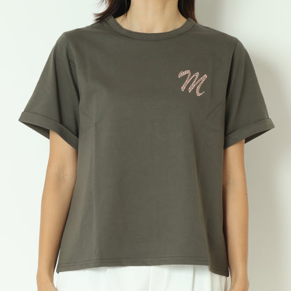 Mロゴブローチ風Tシャツ   713227