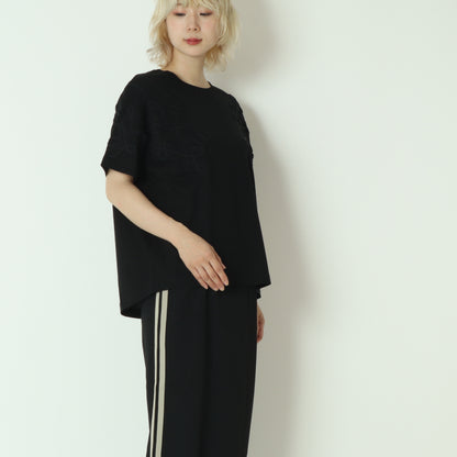 スピンドルコードショルダー刺繍カットソー 623712