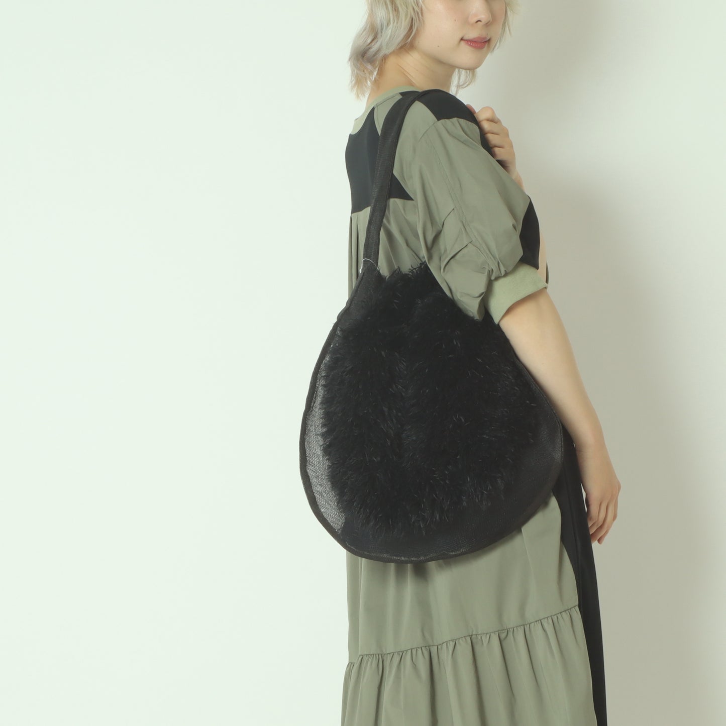 メッシュ＆ファーワンショルダーバッグ  ER25-M03
