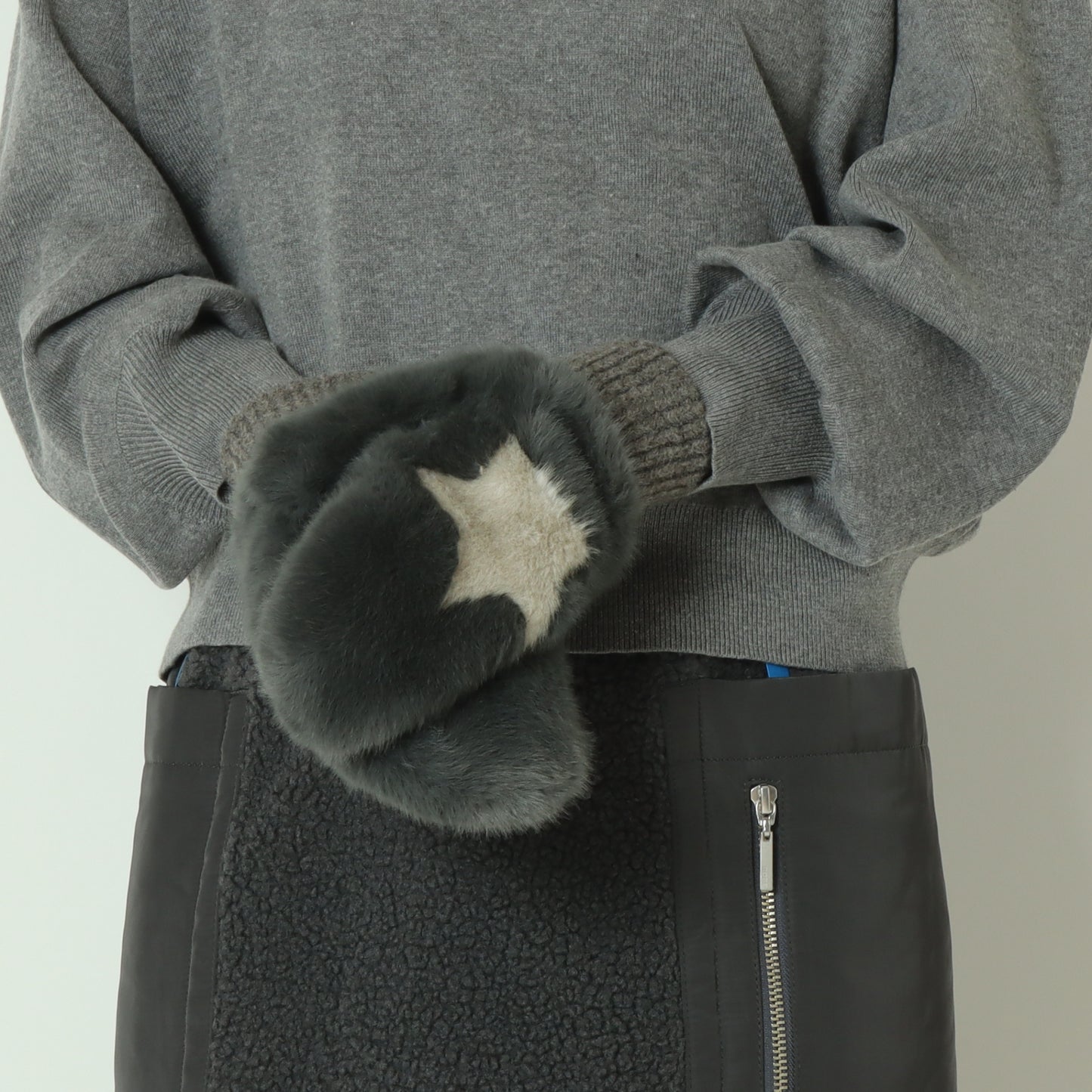 スターフェイクファーミトン  252-122204