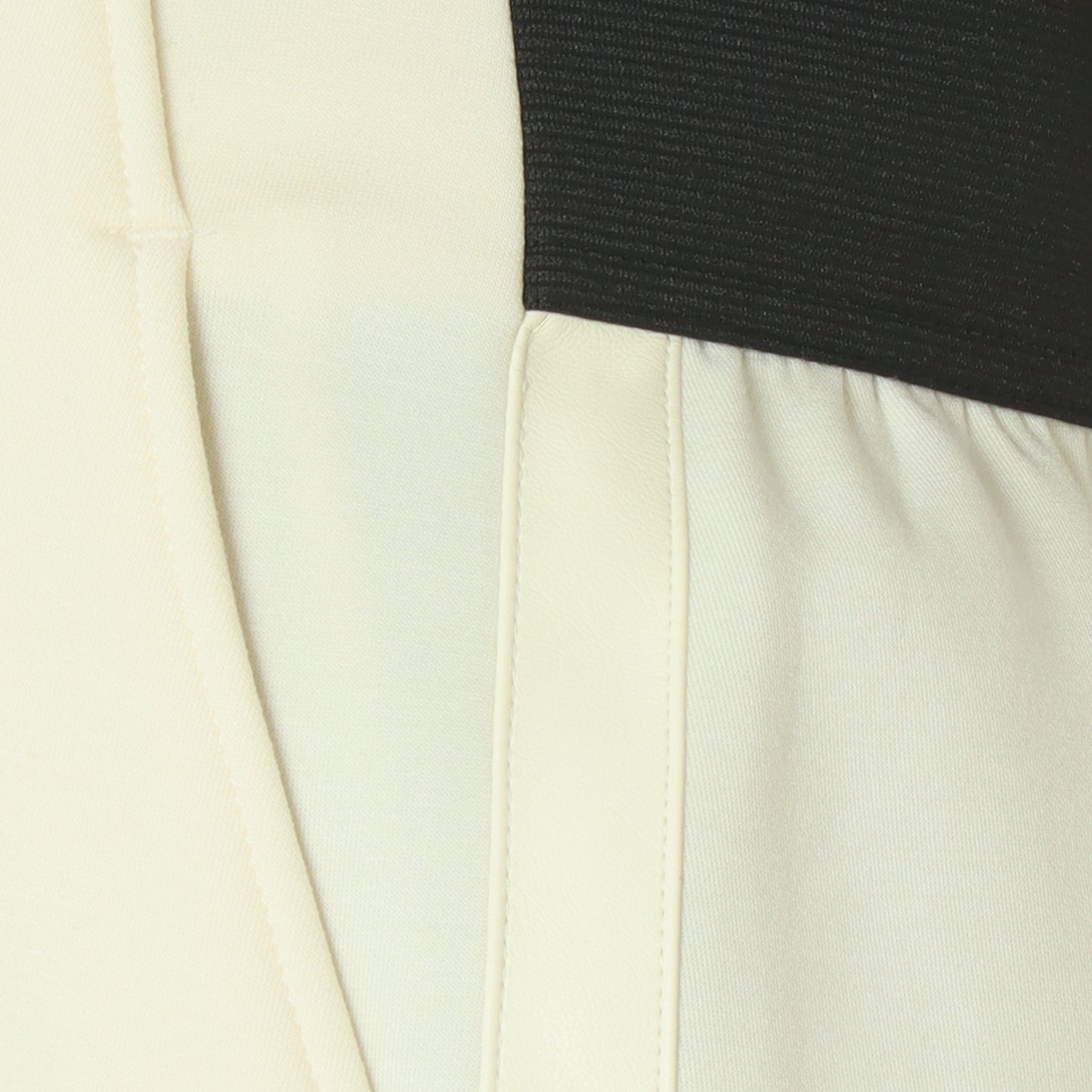 レザーラインタイトスカート  80256321