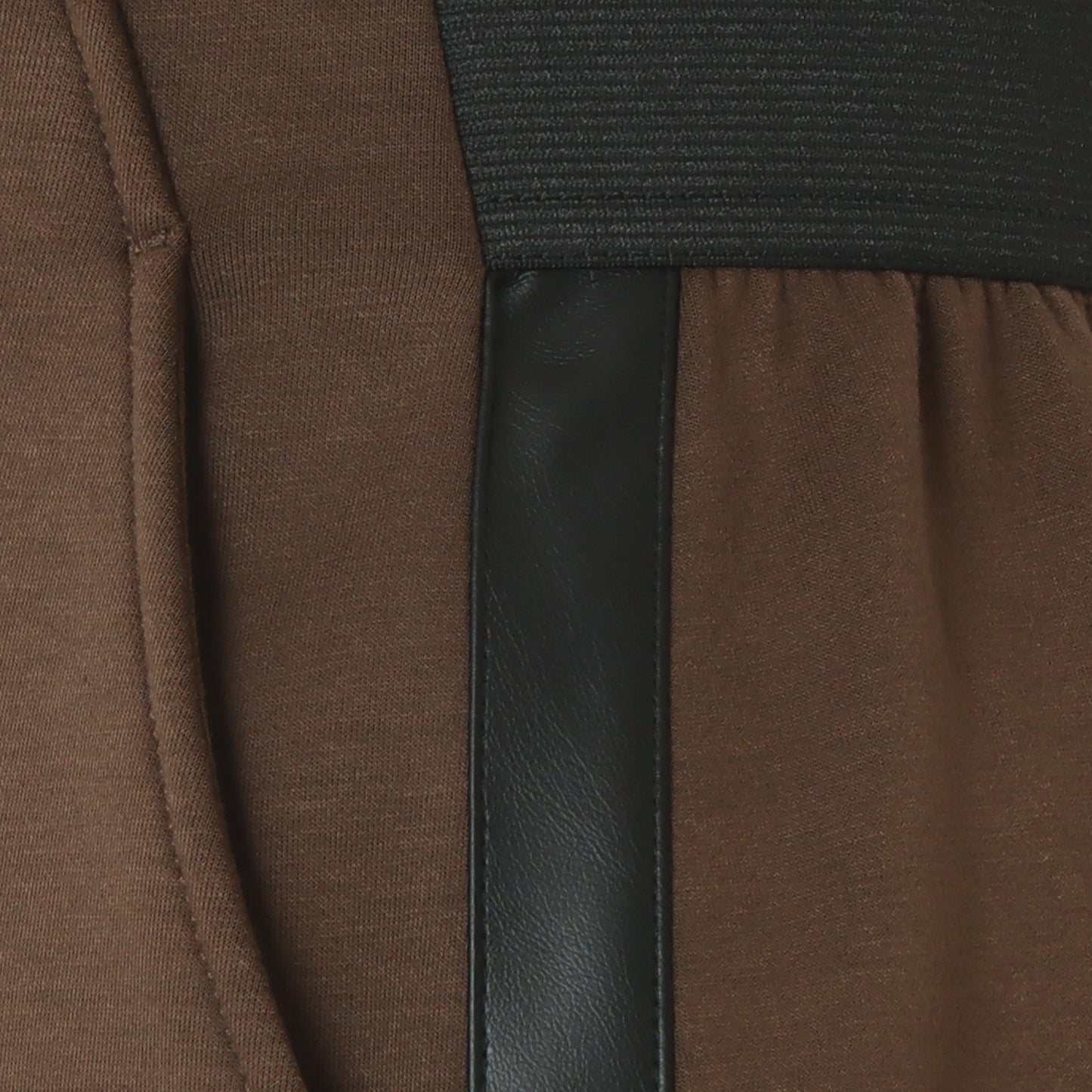 レザーラインタイトスカート  80256321