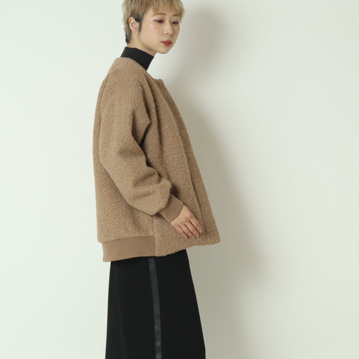 ノーカラードロップショルダーボアブルゾン 
80256394