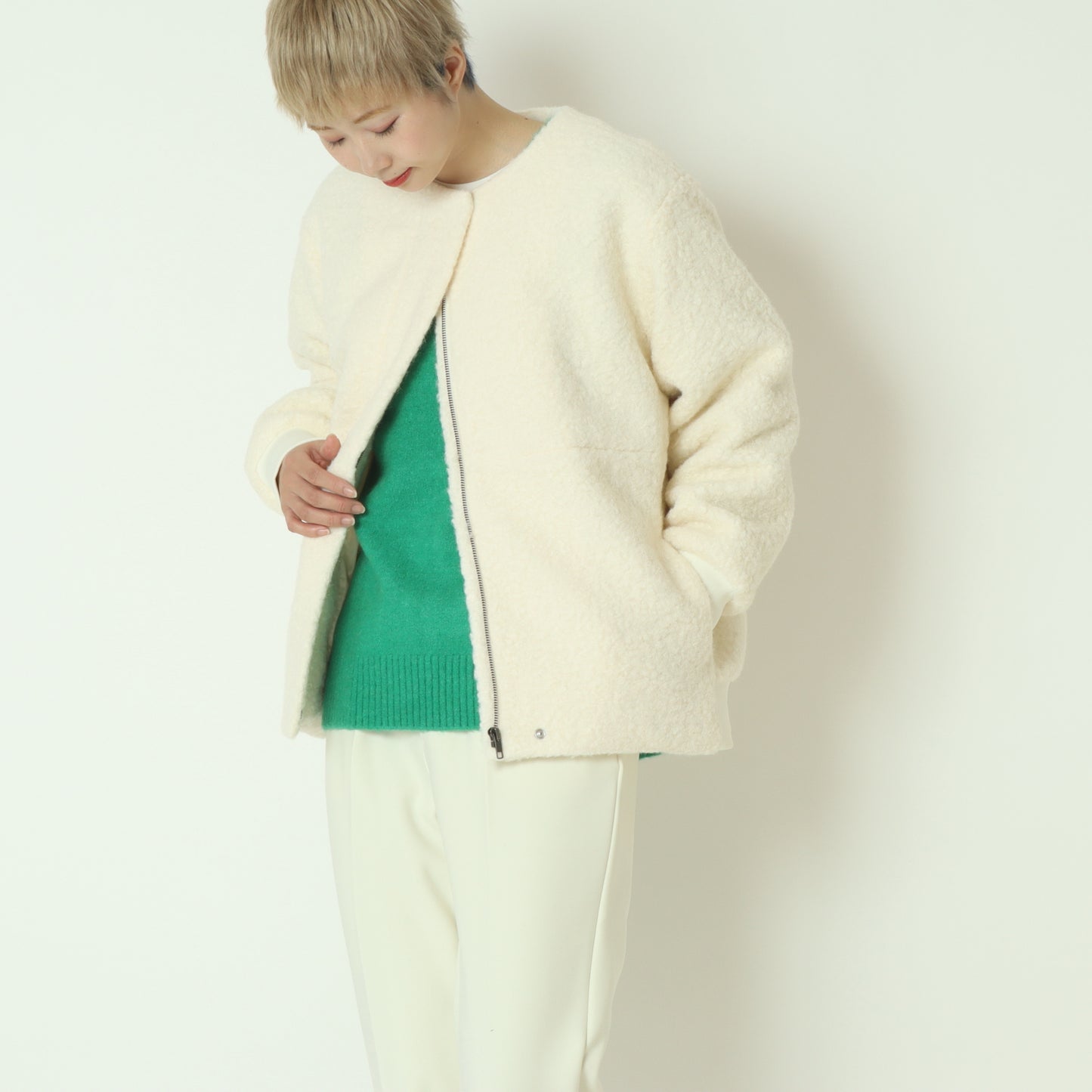 ノーカラードロップショルダーボアブルゾン 
80256394