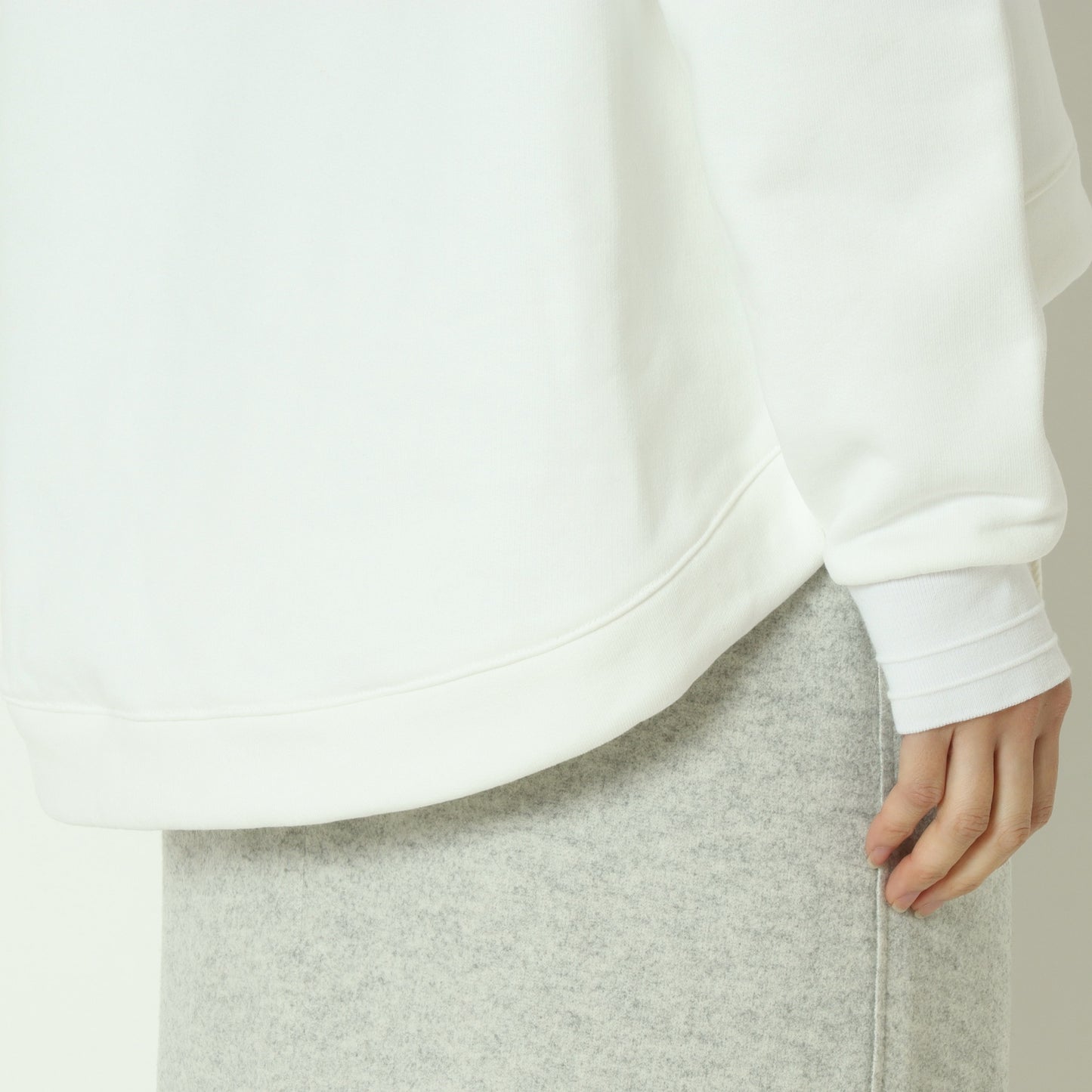 裏起毛刺繍スウェットプルオーバー 80256507