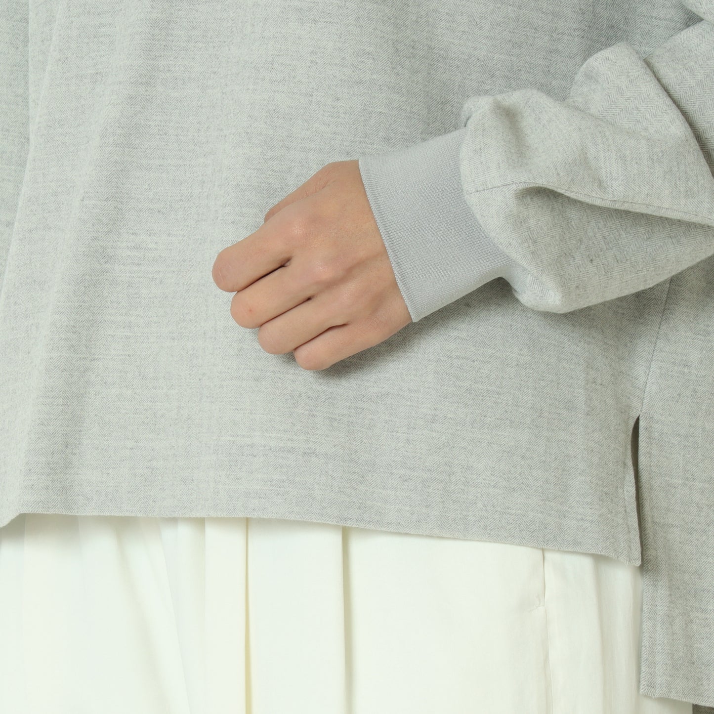 ソフト起毛ストレッチプルオーバー 80256510