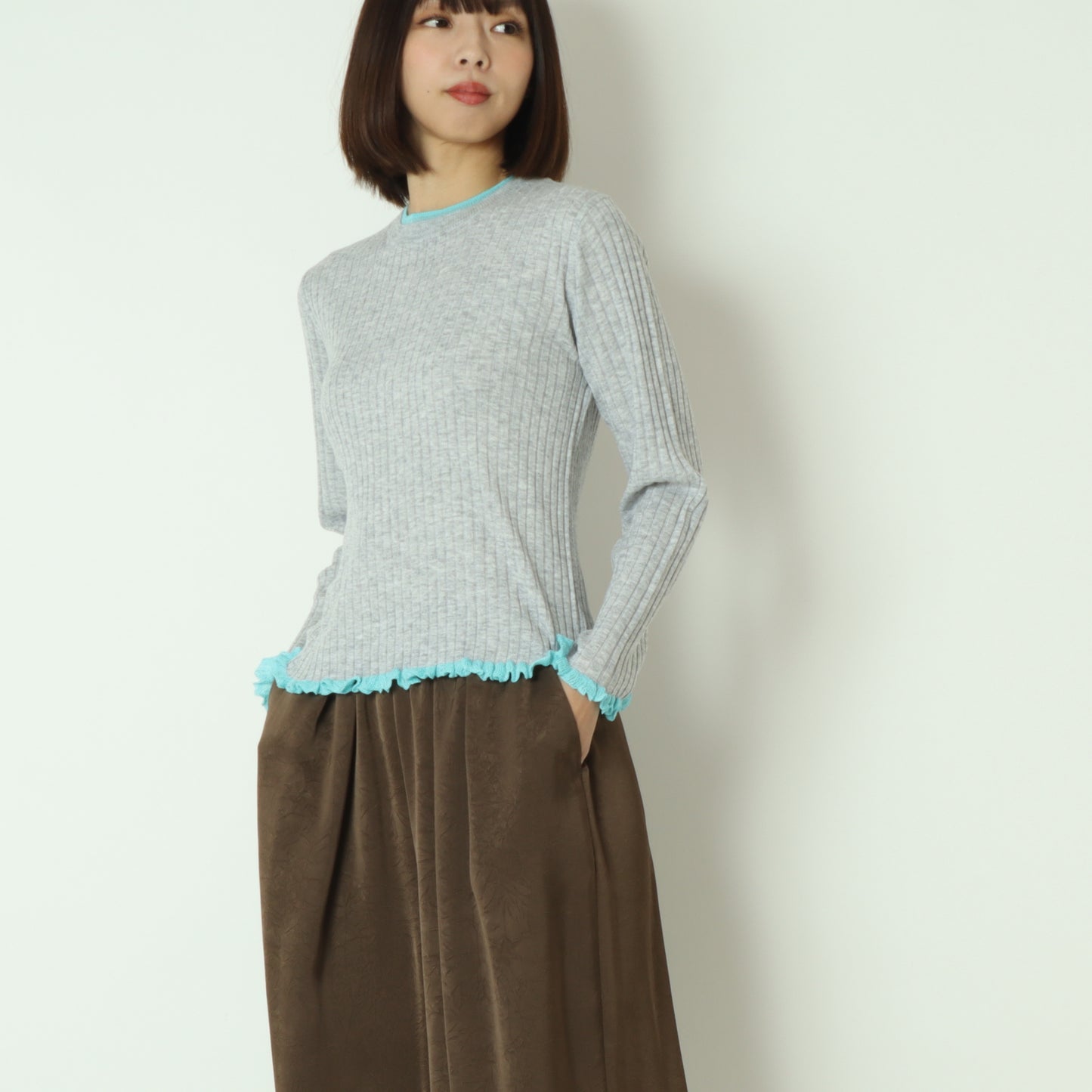 フリルクルーネックリブニット 80256532