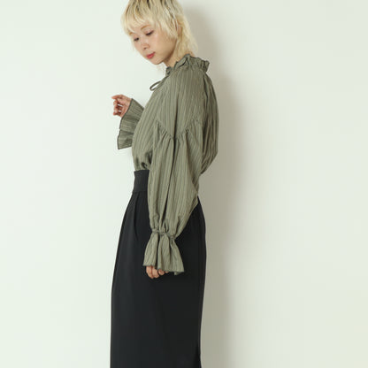 ドビーストライプフリルブラウス  8921031