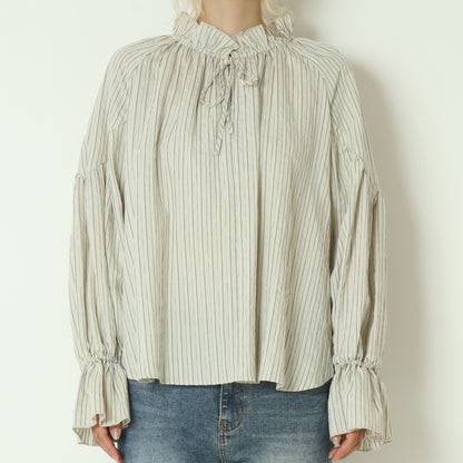 ドビーストライプフリルブラウス  8921031