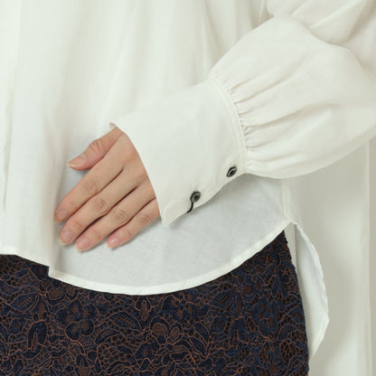 フリルネックシアーブラウス  897476