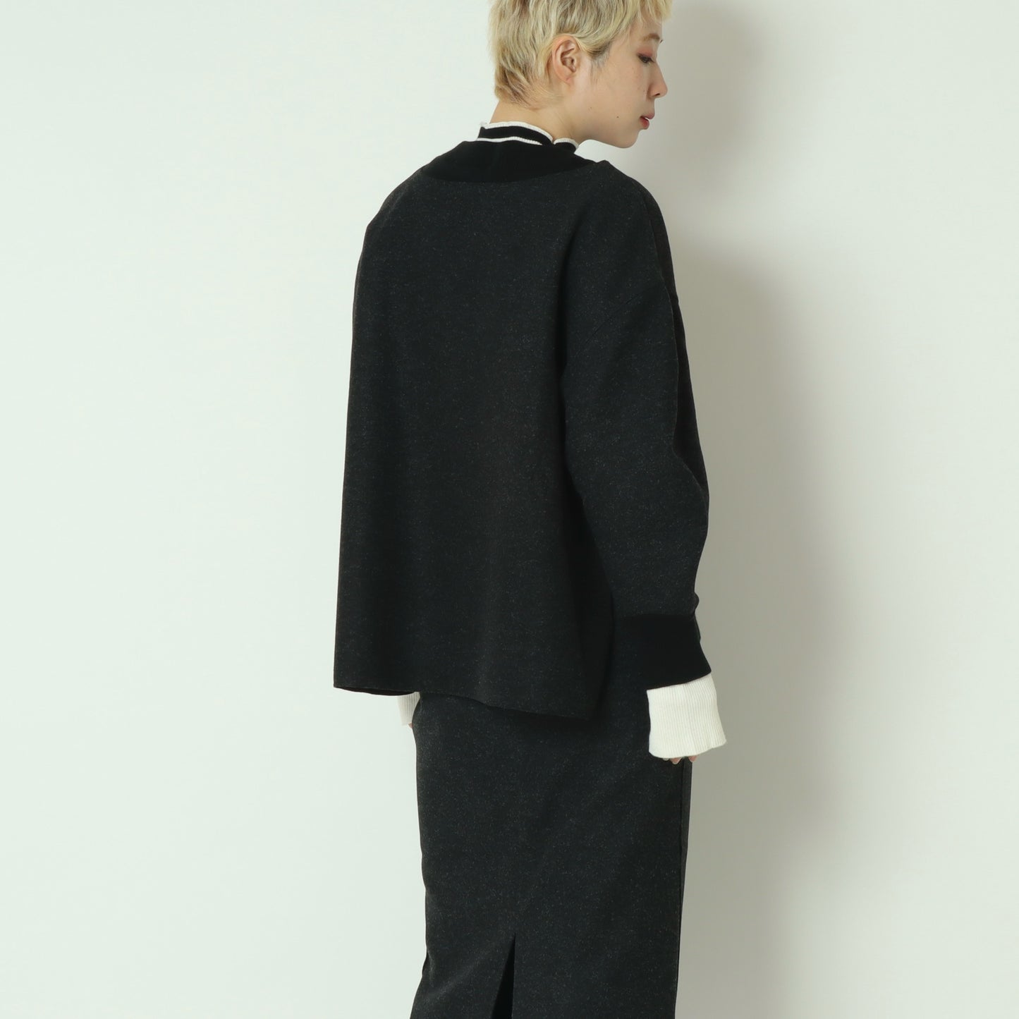 ニット切替メルトンVネックカーディガン　8868375