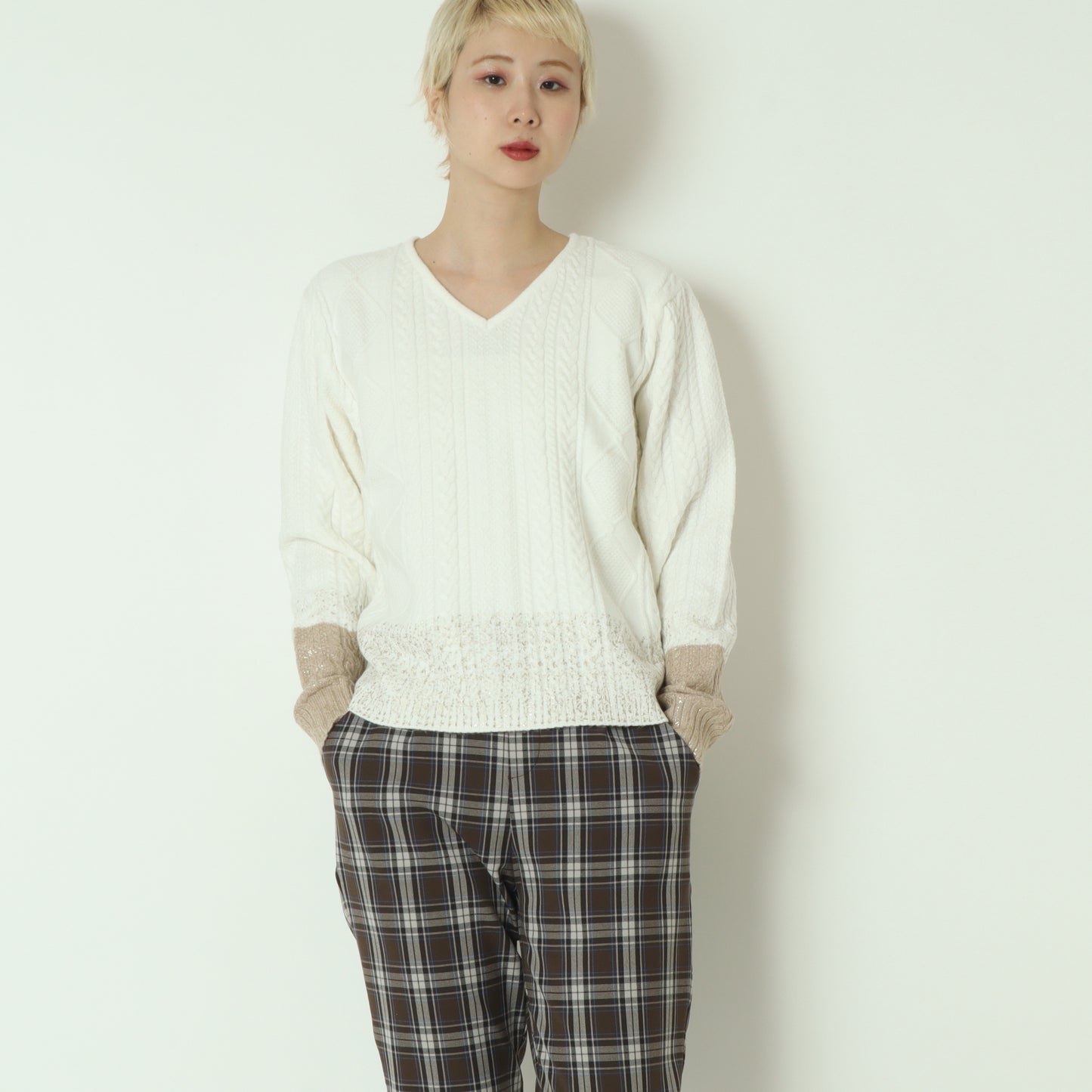 箔コーティングVネックプルオーバー 255CW0474