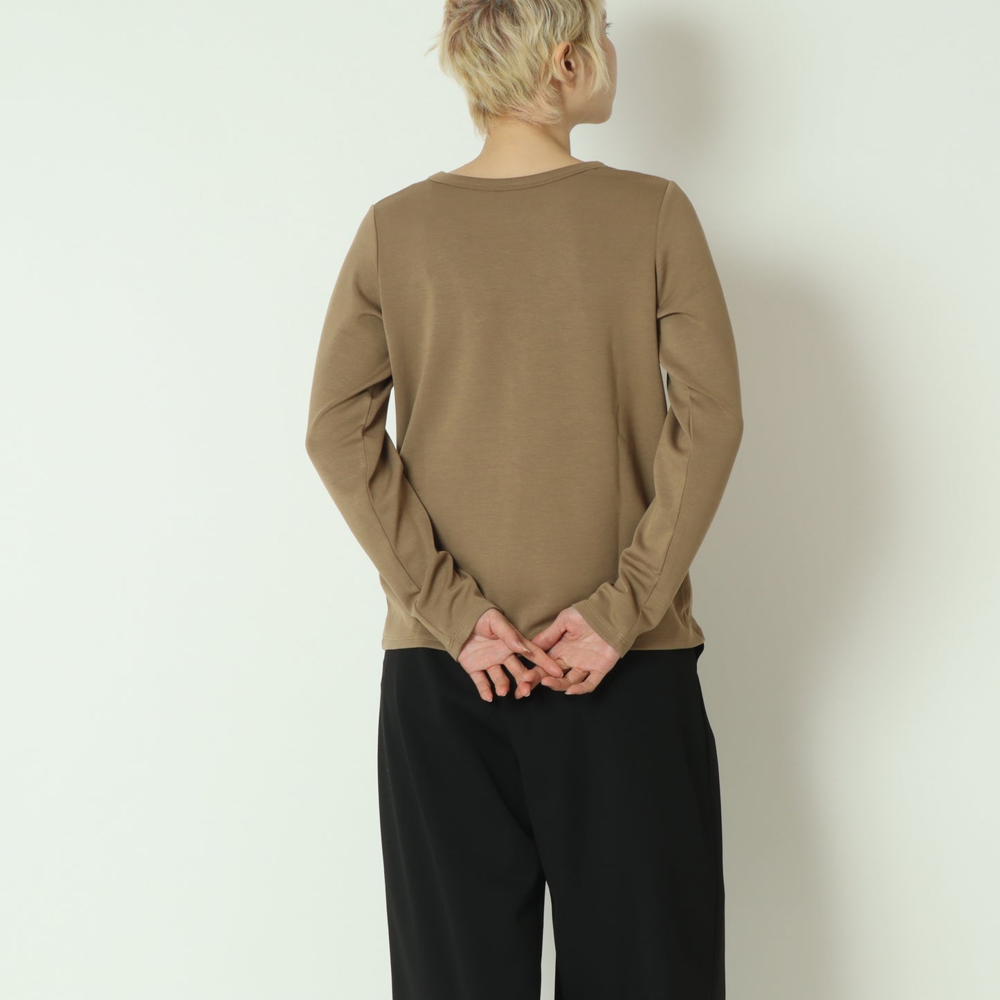 サーモジャージーロゴプルオーバー　254JW0754