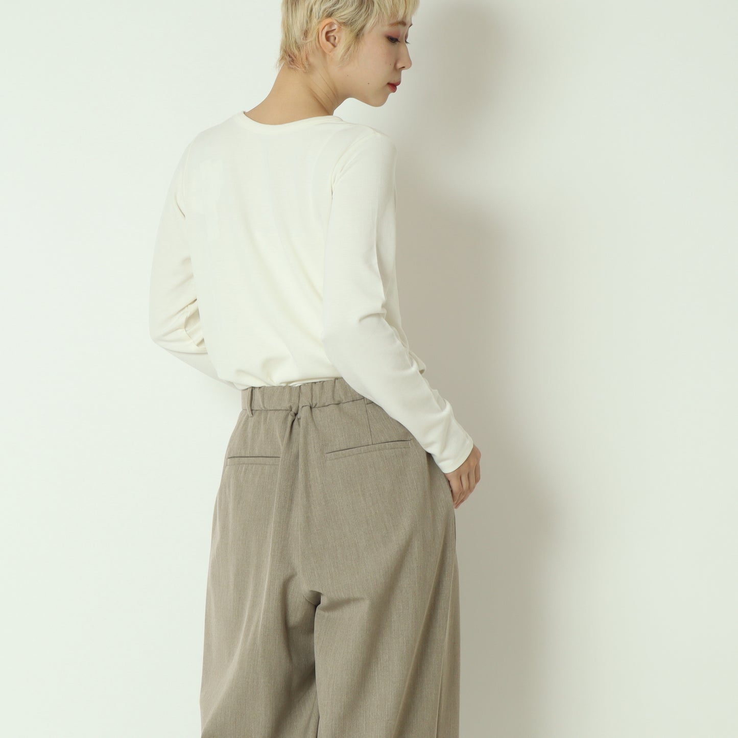 サーモジャージーロゴプルオーバー　254JW0754