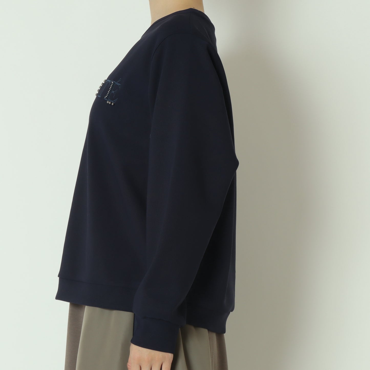 ビジュー刺繍プルオーバー 254KW0760