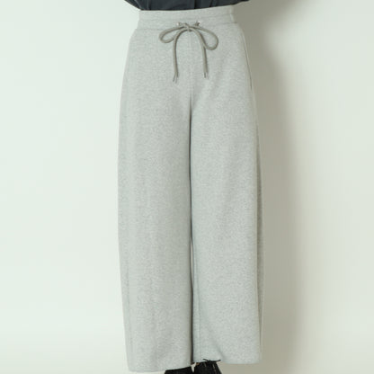 BOMBER HEATバレルワイドスウェットパンツ　J4842A-25