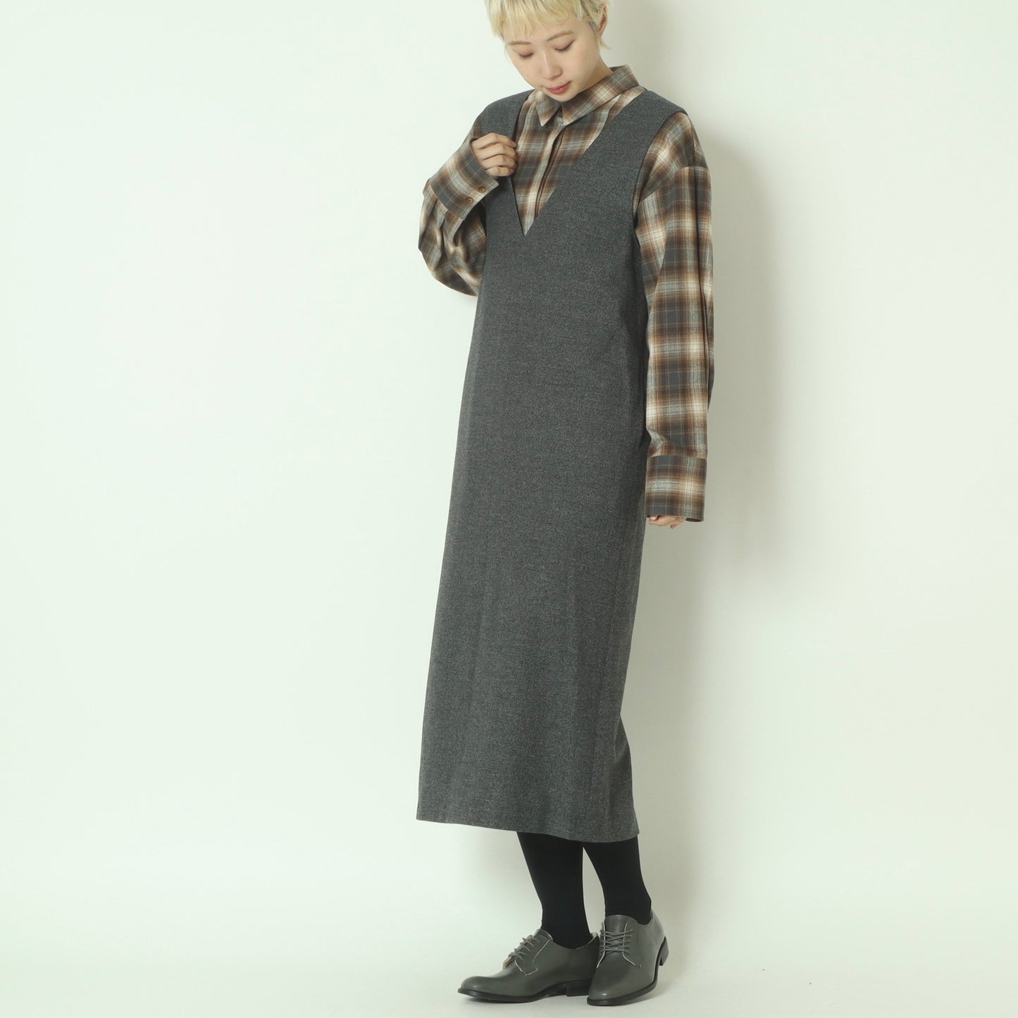 Vネックジャンパースカート U2324H-25