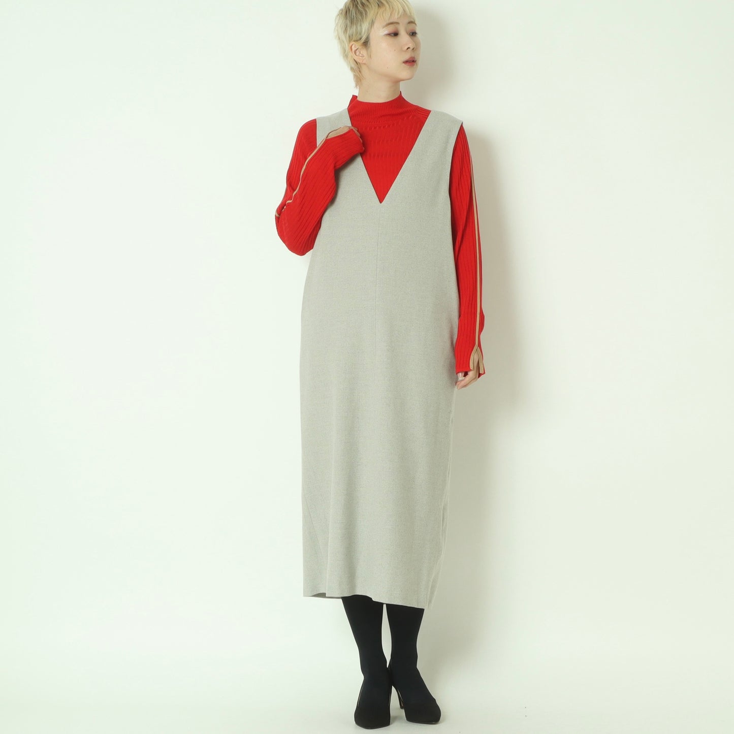 Vネックジャンパースカート U2324H-25