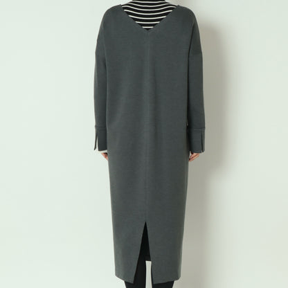 Vネックロングスリーブワンピース U2323H-25