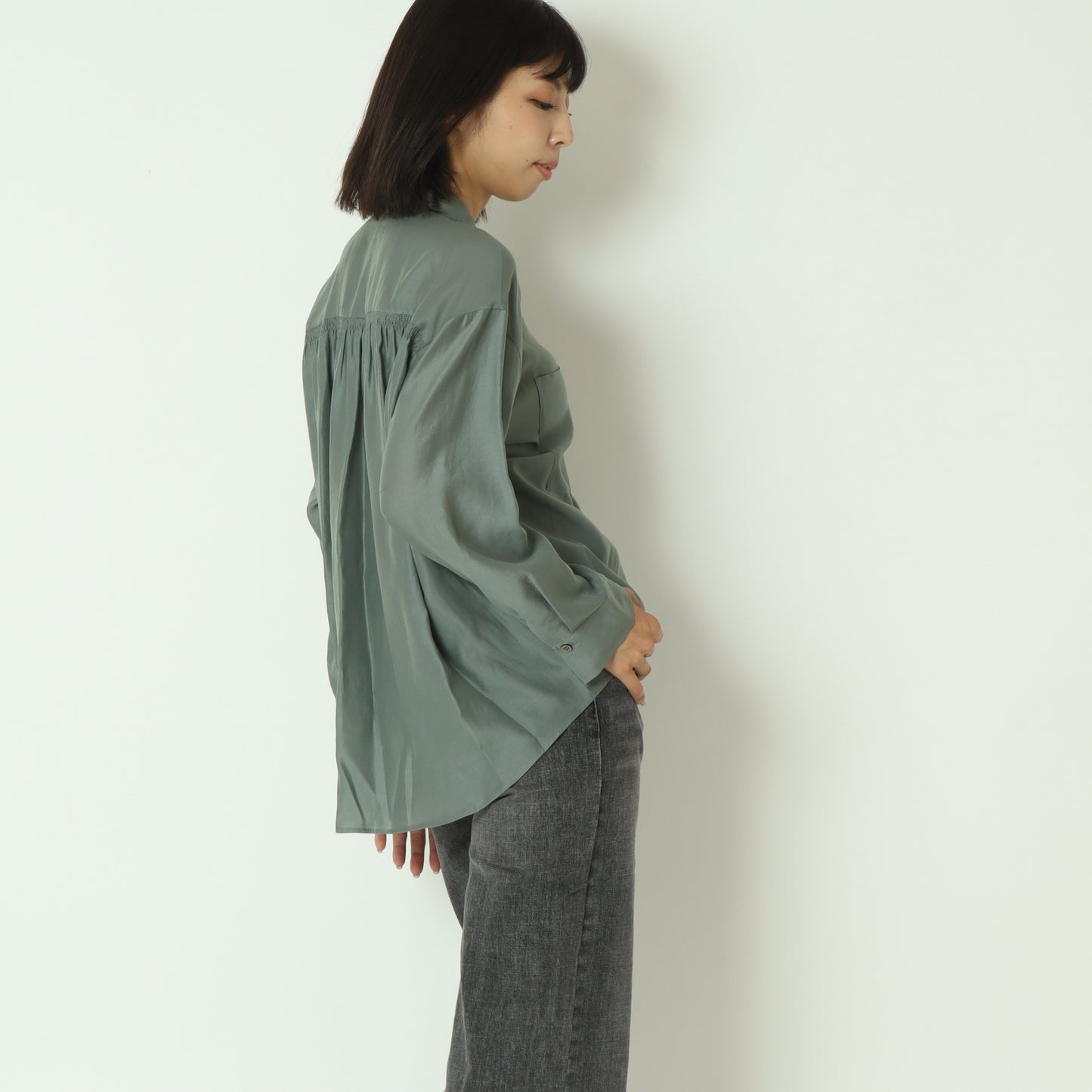 グロッシーシャツブラウス  531406