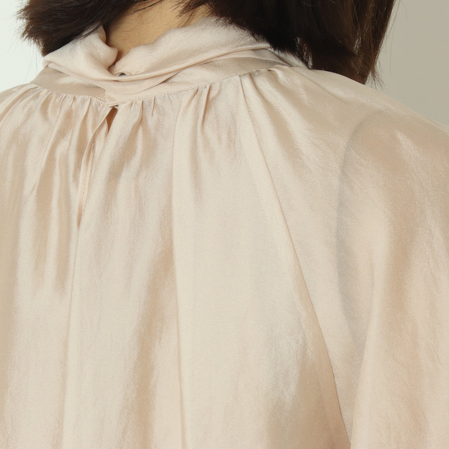 シアーボウタイブラウス  531409