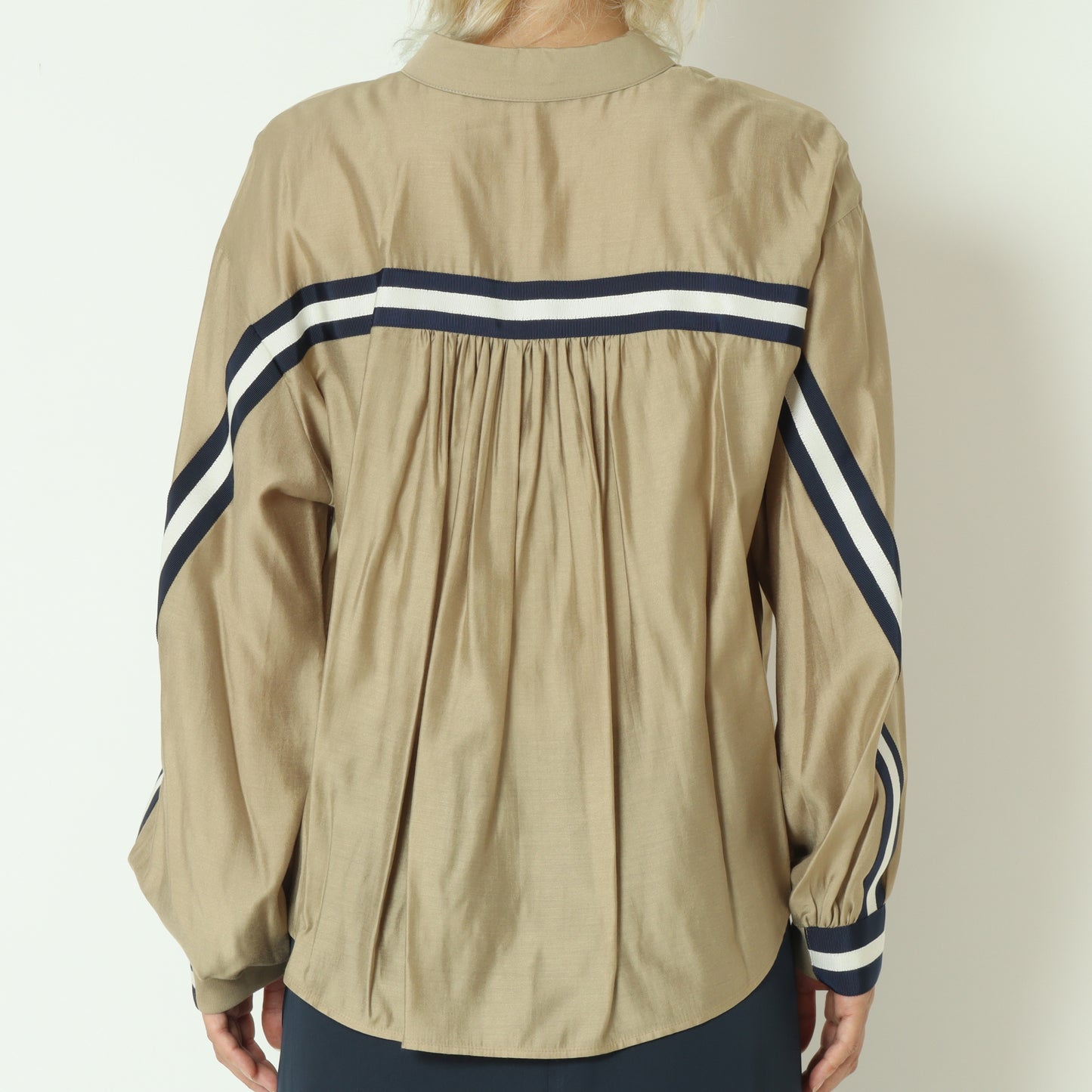 ドロストラインレーヨンブラウス  531421