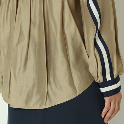 ドロストラインレーヨンブラウス  531421