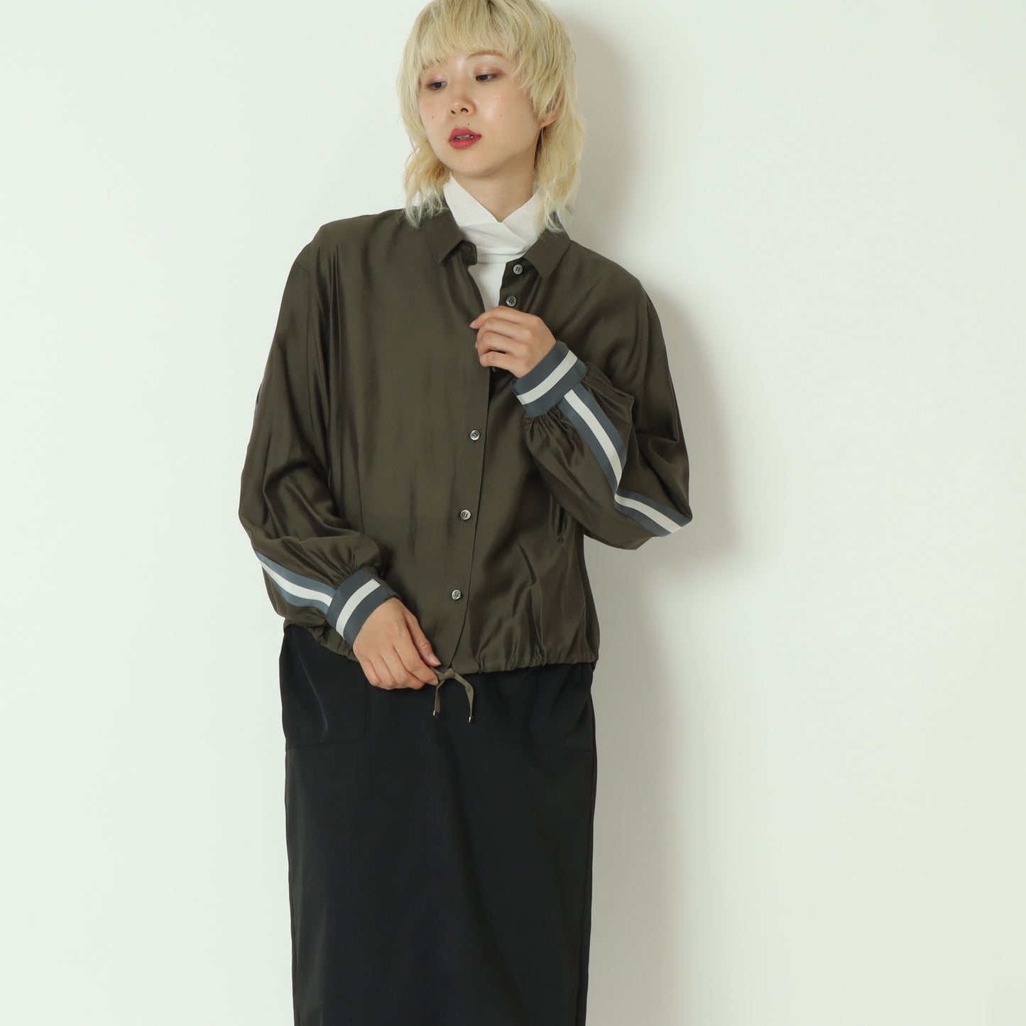 ドロストラインレーヨンブラウス  531421