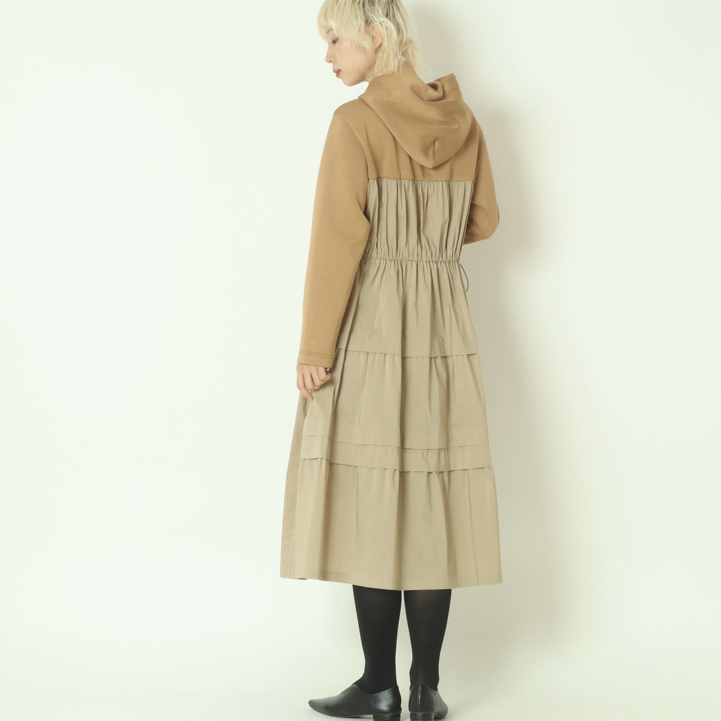 異素材切替フーディーワンピース 532110