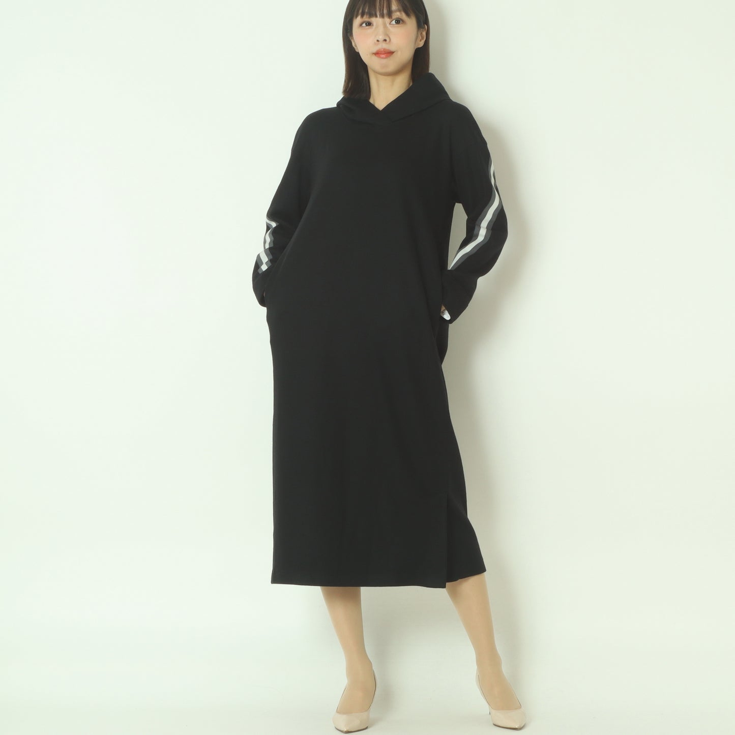 ラインデザインウールワンピース  531119