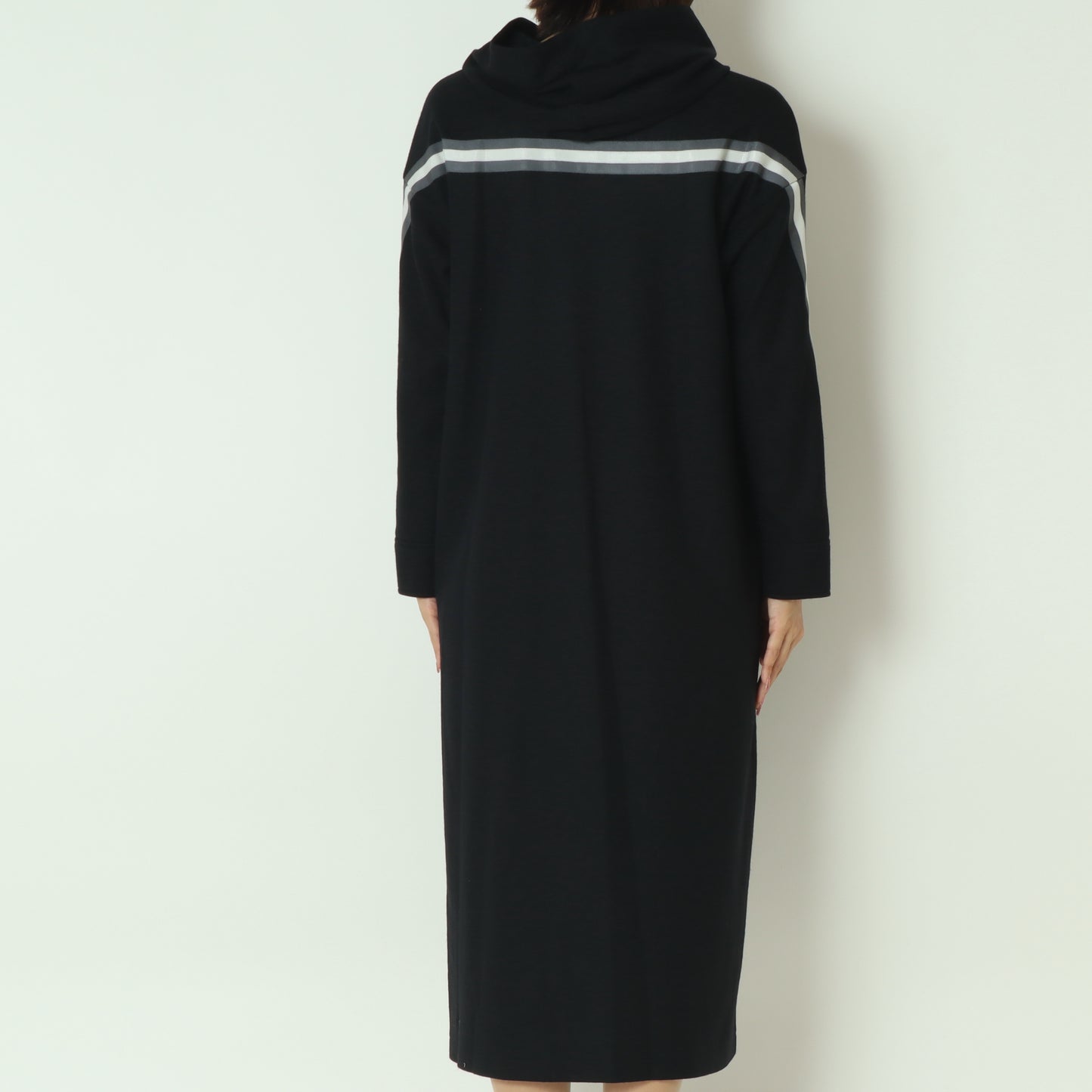 ラインデザインウールワンピース  531119