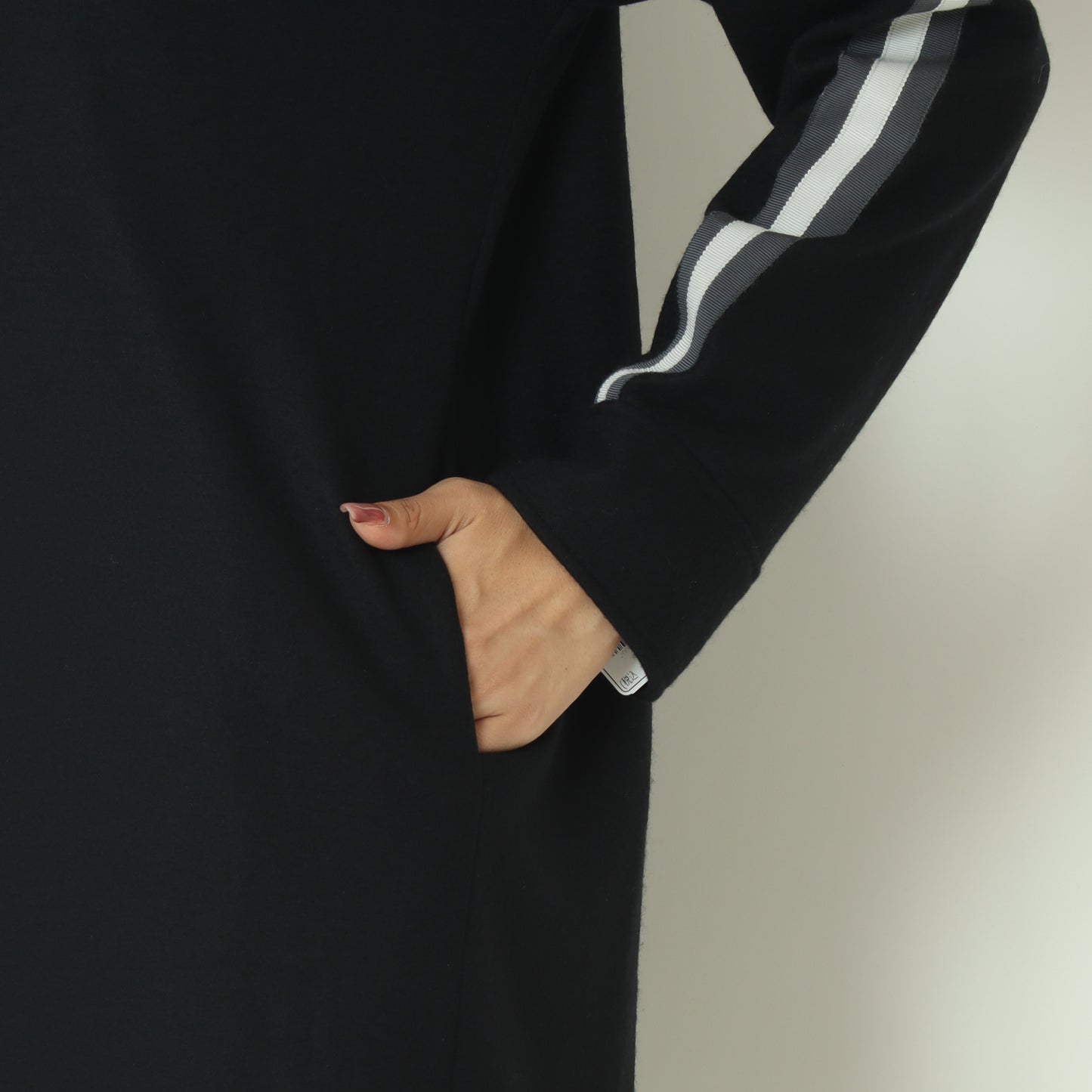 ラインデザインウールワンピース  531119