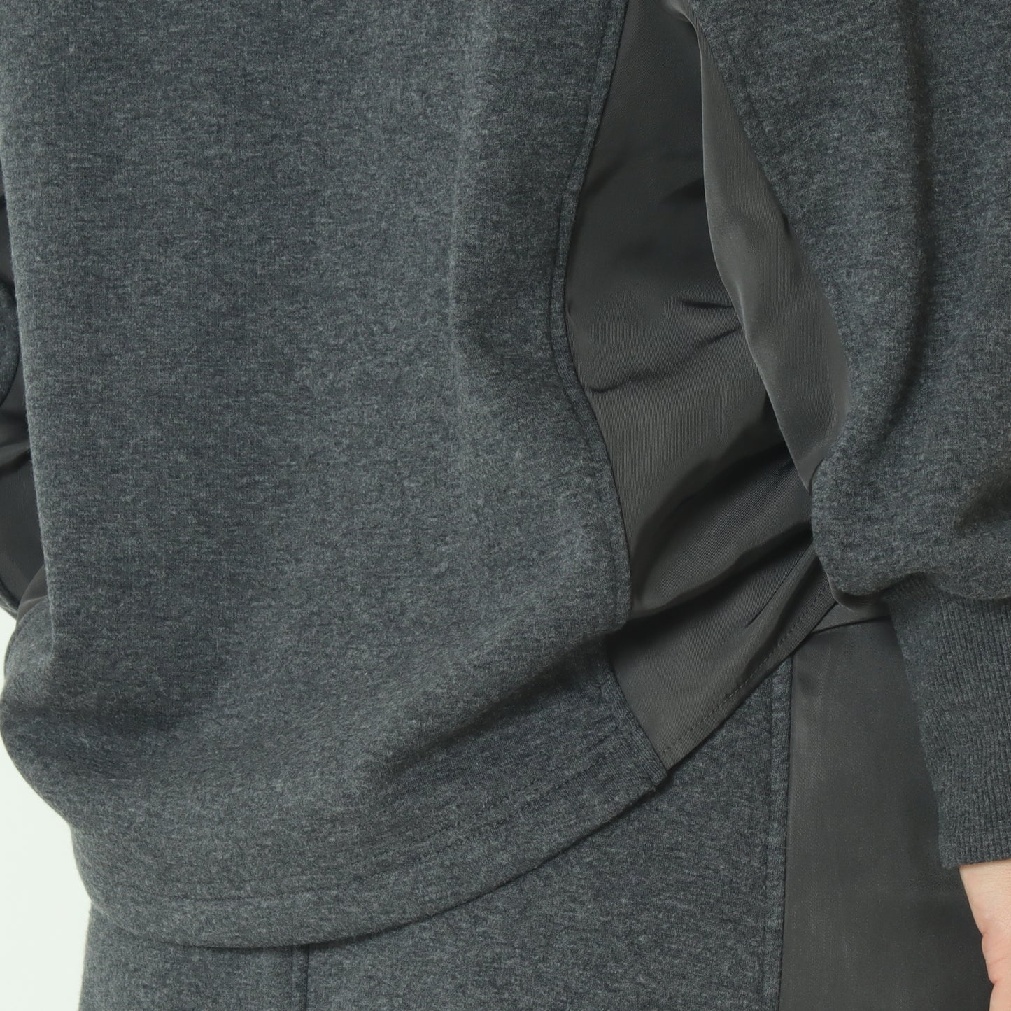 異素材ドッキングスウェットプルオーバー  531970