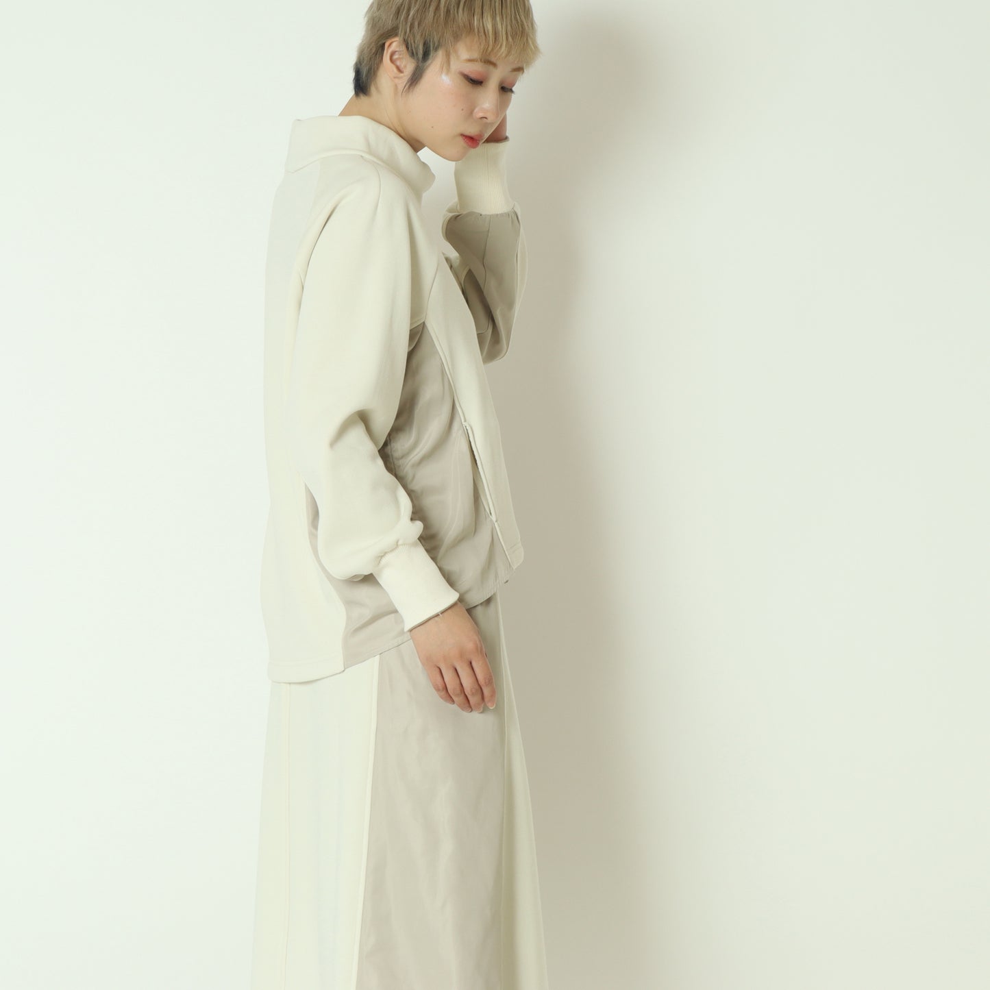 異素材ドッキングスウェットプルオーバー  531970