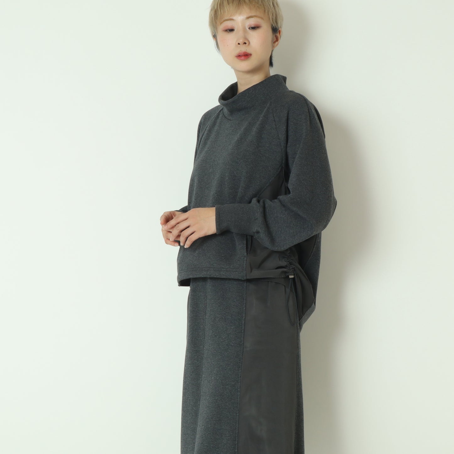 異素材ドッキングスウェットプルオーバー  531970