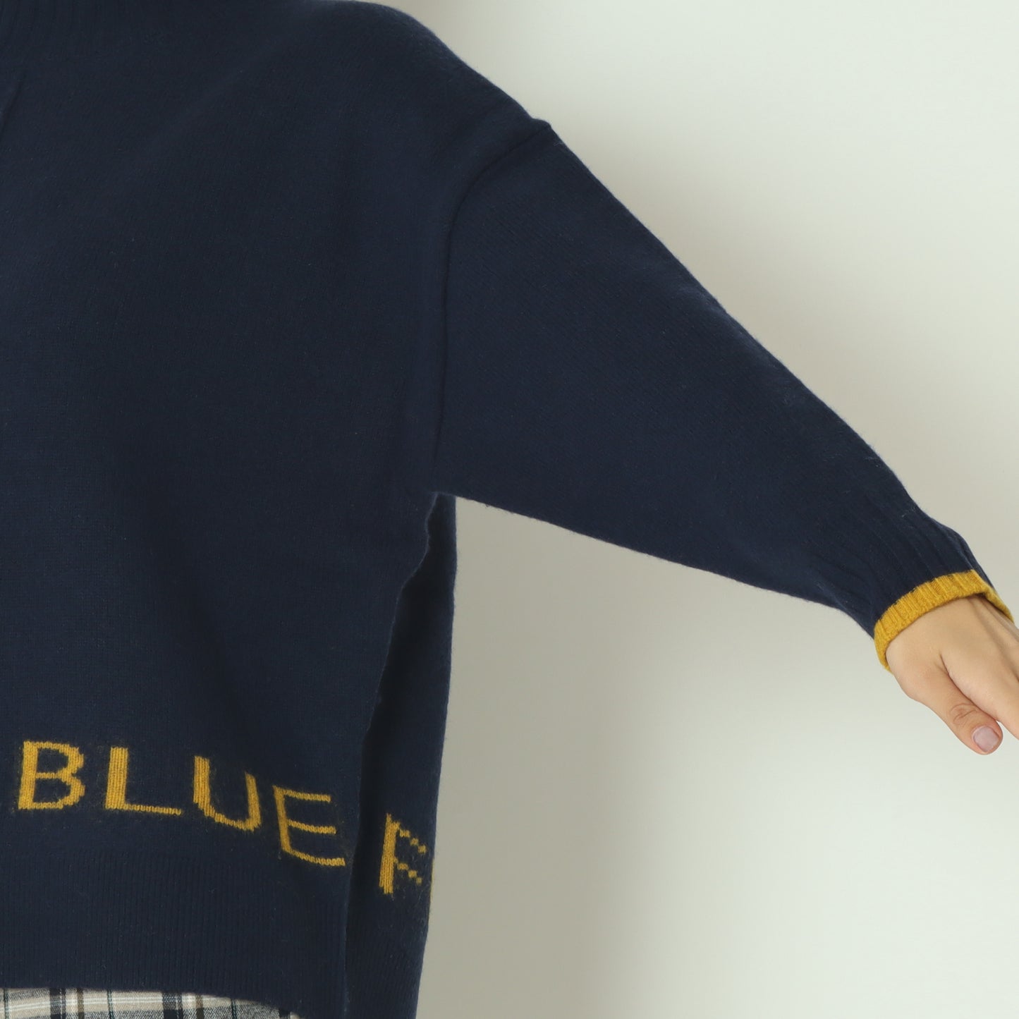 カシミヤ混ハイネックロゴニット  531973