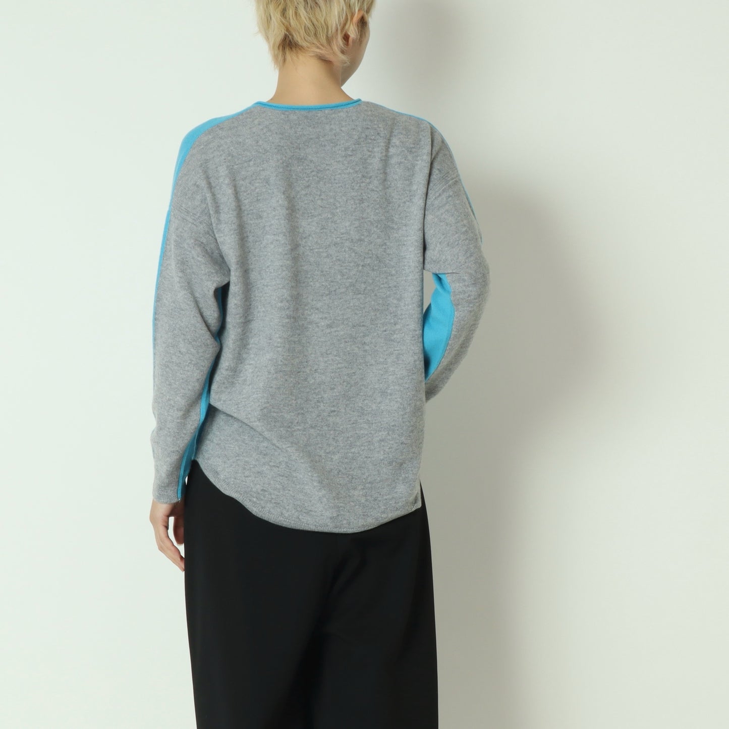 カシミヤ100％ ニットプルオーバー　531965