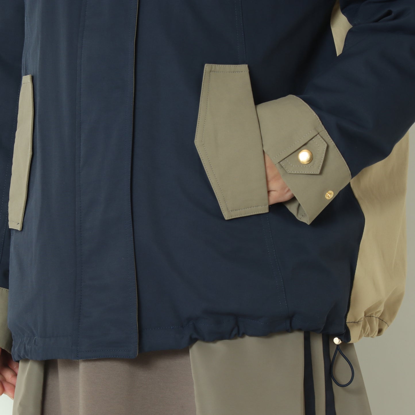 トリカラーフードダウンジャケット 542402