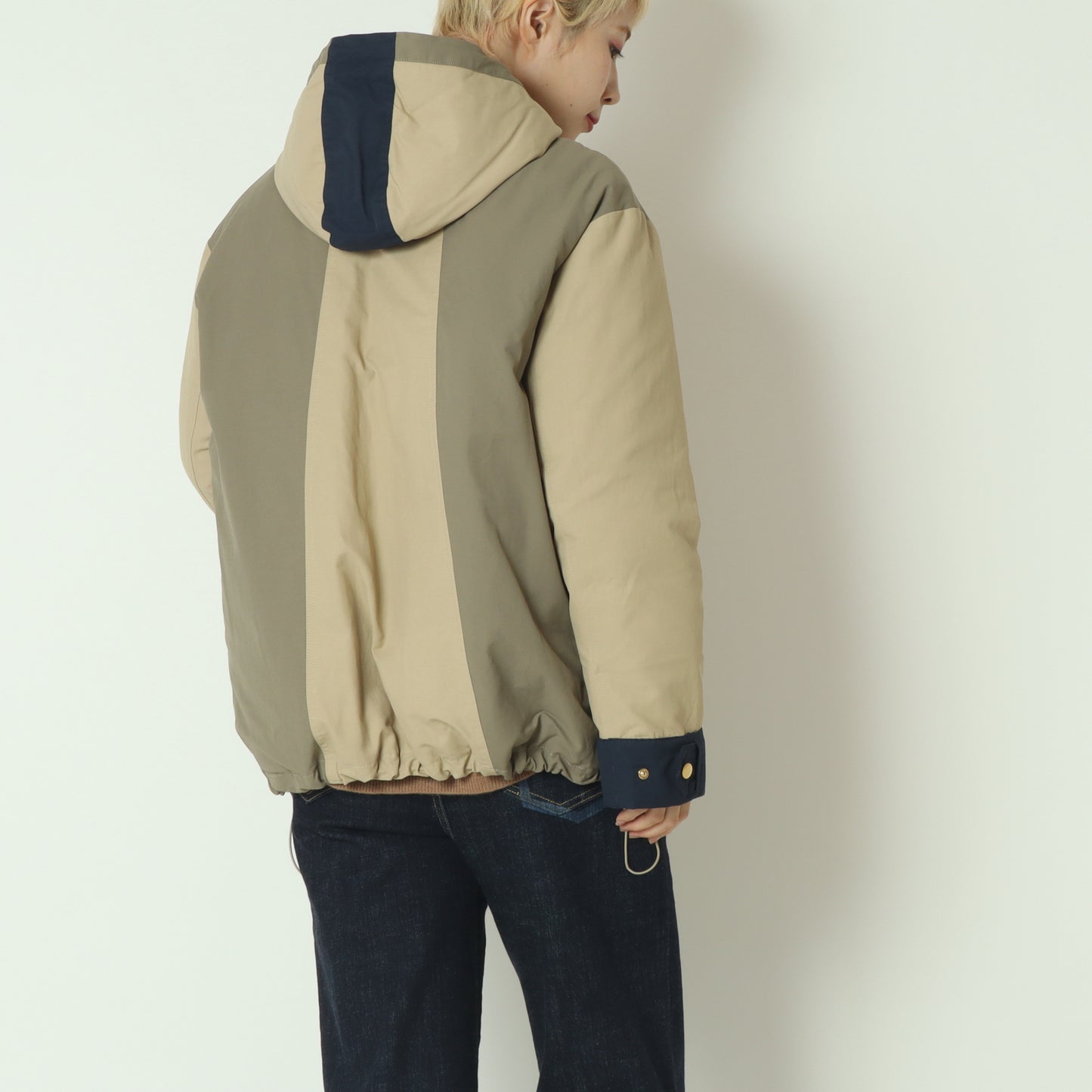 トリカラーフードダウンジャケット 542402