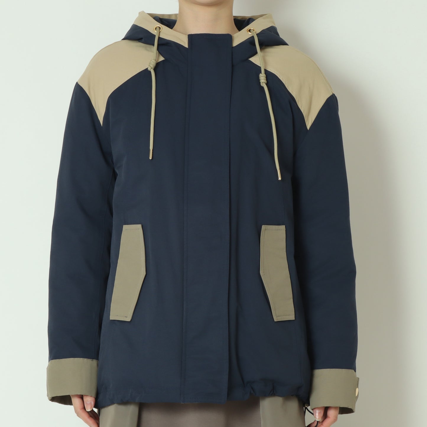 トリカラーフードダウンジャケット 542402