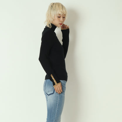 アクセントカラータートルネックニット  55225582