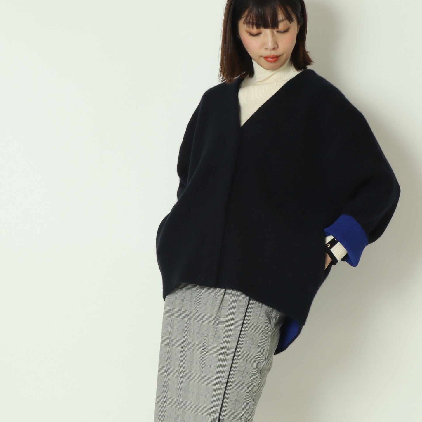 ドット釦Vネックカーディガン  55295006