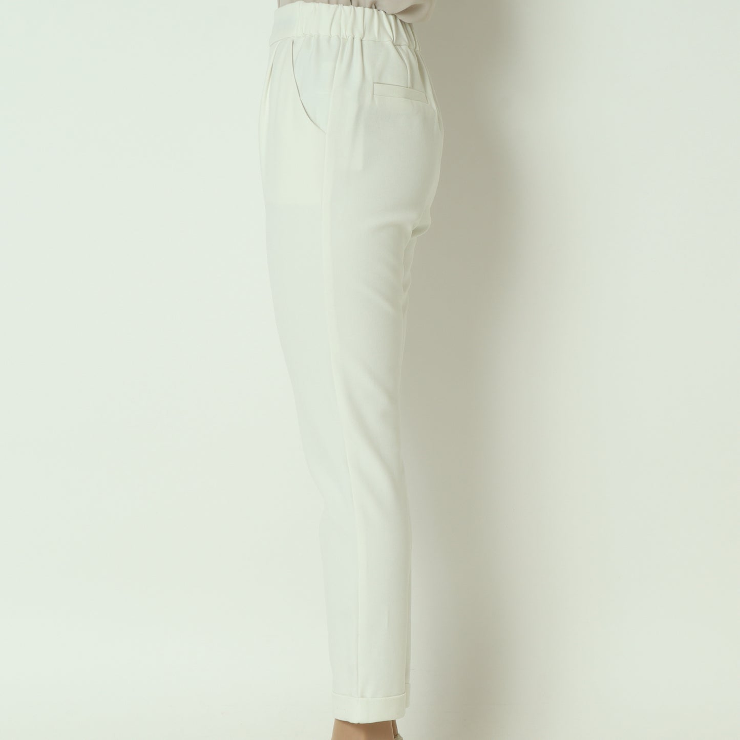 ロールアップテーパードパンツ 55226520