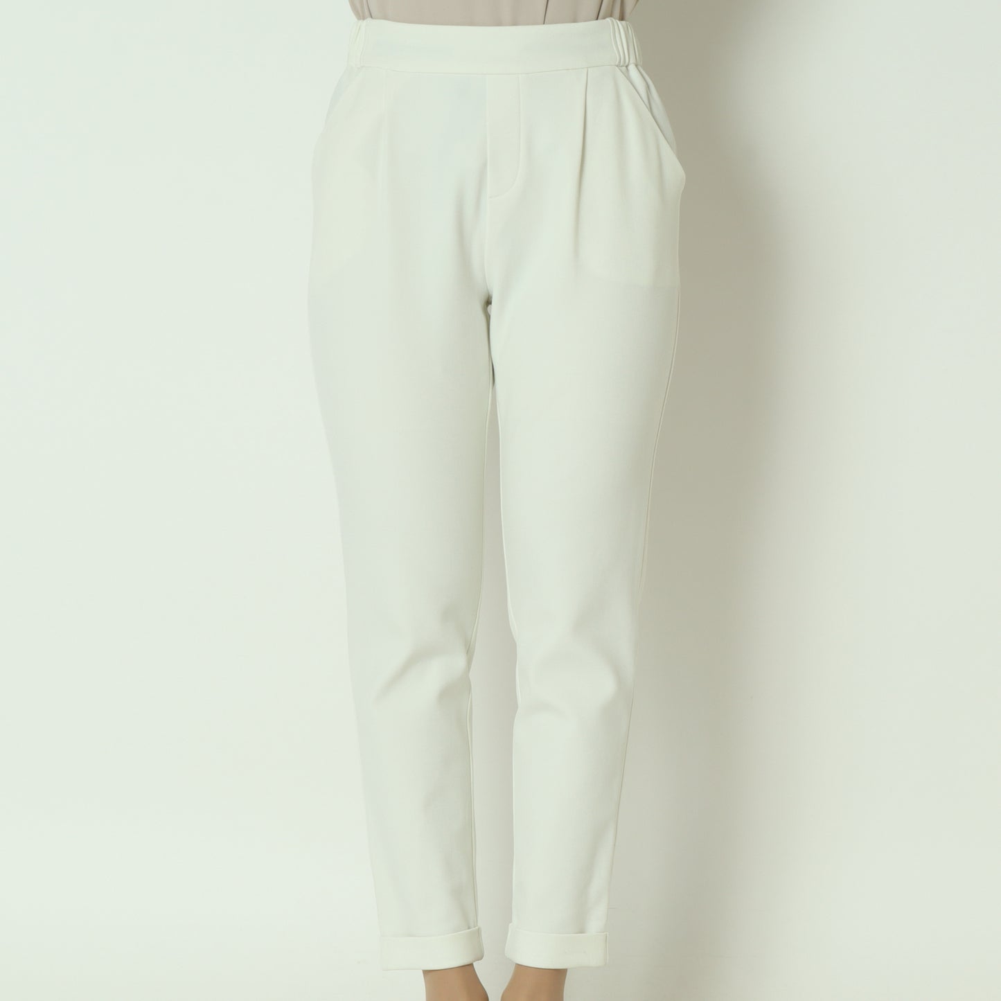 ロールアップテーパードパンツ 55226520