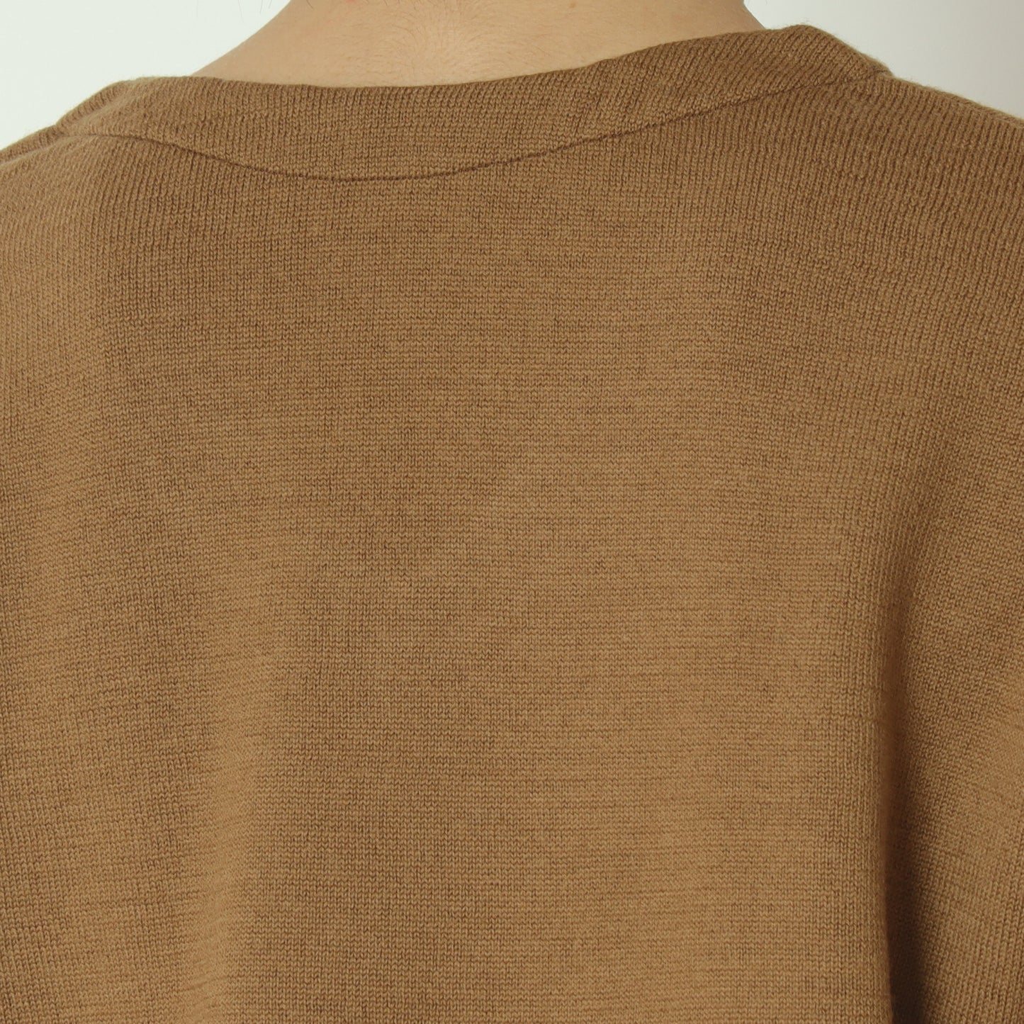 Vネックウールニットセーター 57143