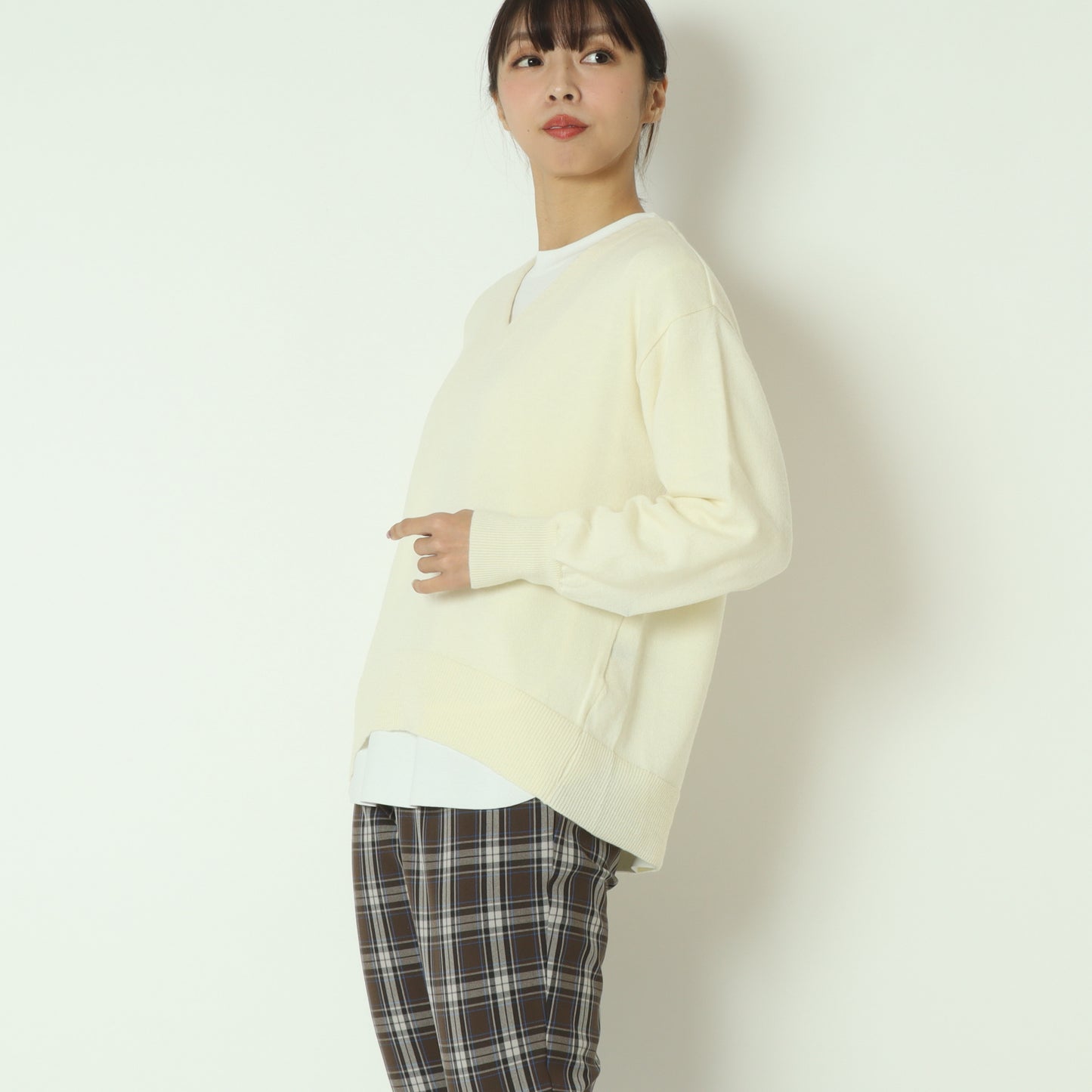 Vネックウールニットセーター 57143