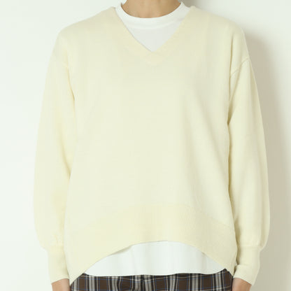 Vネックウールニットセーター 57143