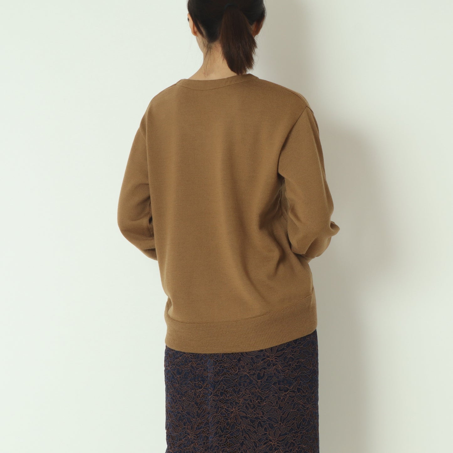 Vネックウールニットセーター 57143